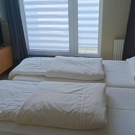Hotel Marina Club Old Town View กดัญสก์ ภายนอก รูปภาพ