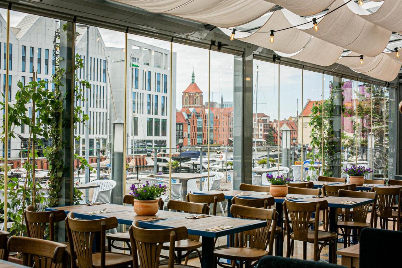 Hotel Marina Club Old Town View กดัญสก์ ภายนอก รูปภาพ