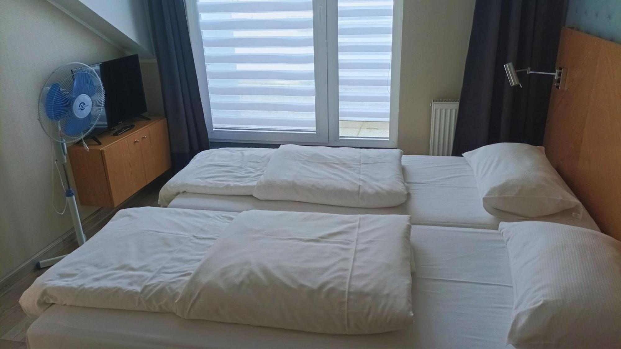 Hotel Marina Club Old Town View กดัญสก์ ภายนอก รูปภาพ